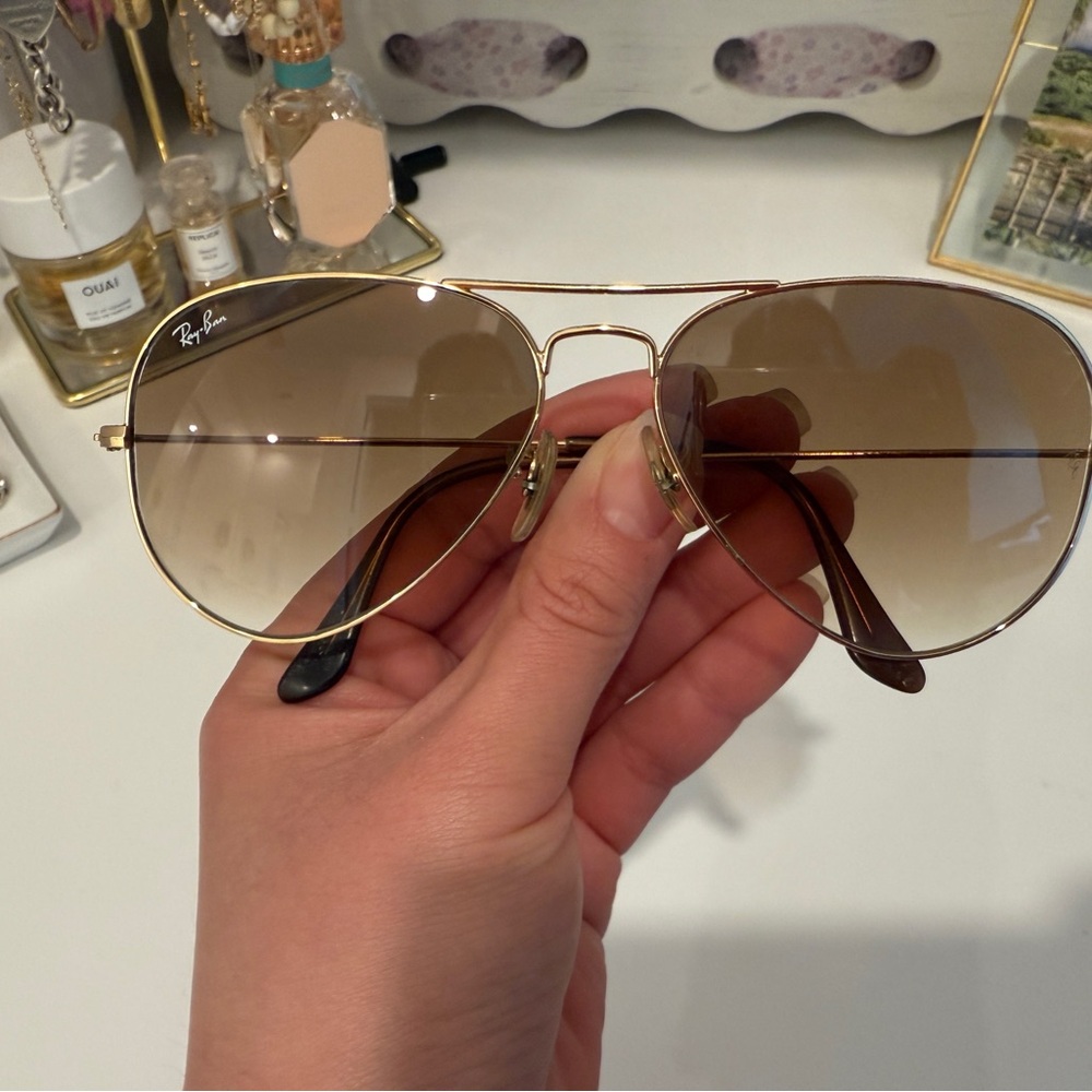 Ray-Ban Gold Aviator Sunglasses